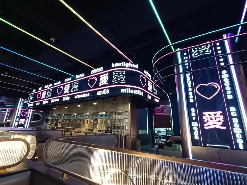 台北 Dream Plaza  4F 椒朋友辛潮麻辣鍋