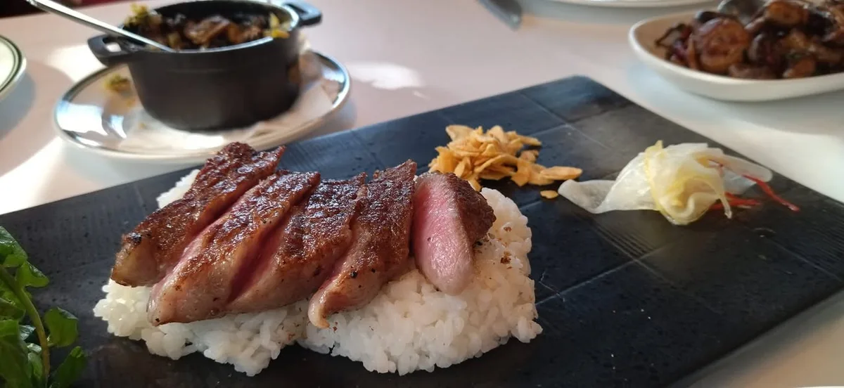 台北 Smith & Wollemsky (一周18場meeting之一)