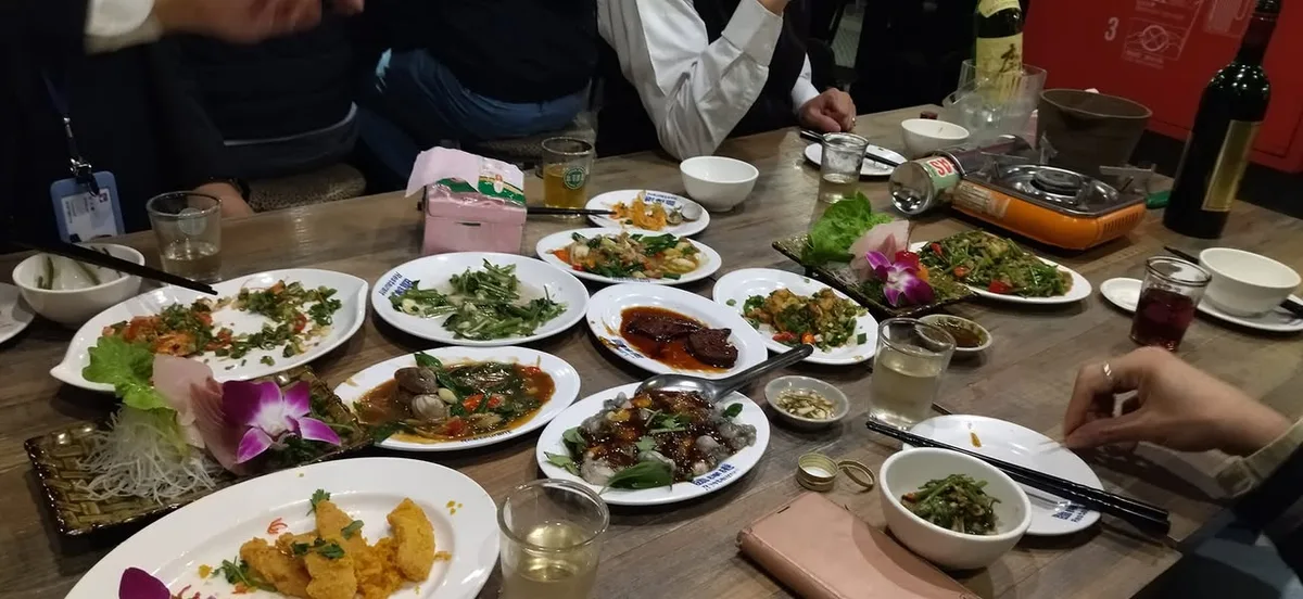 台北 長安東路 臨洋港 熱炒