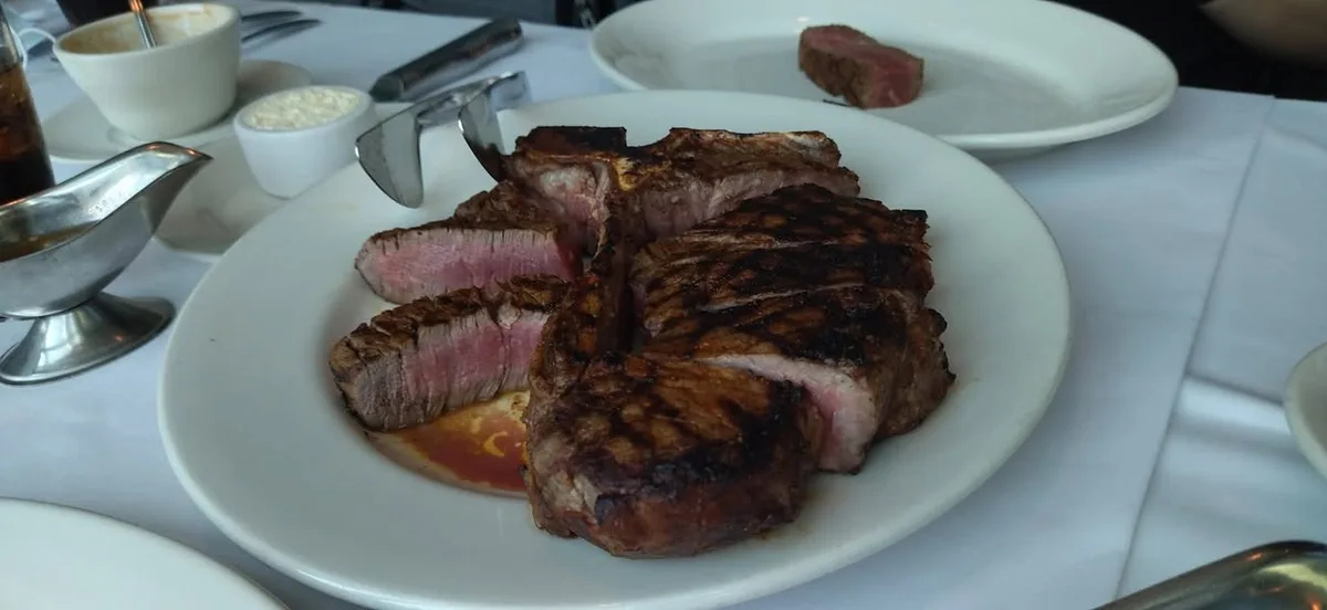 台北 微風信義 莫爾頓 牛排館