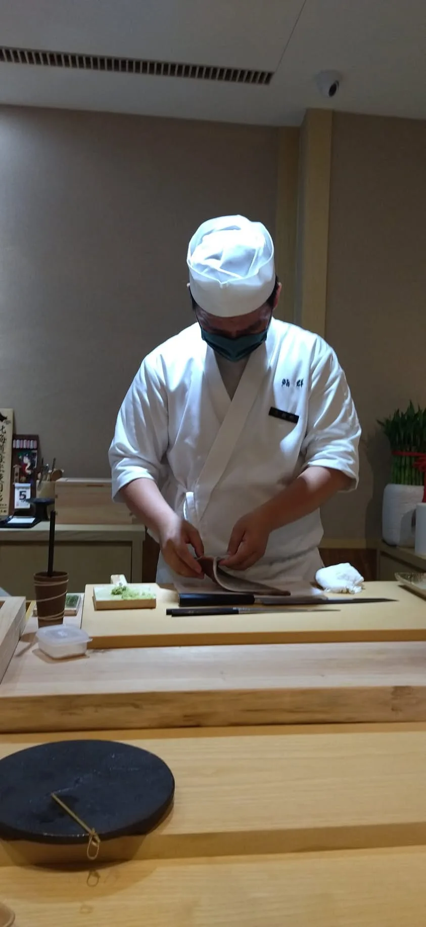 台北 中山北路巷內 鮨群 壽司