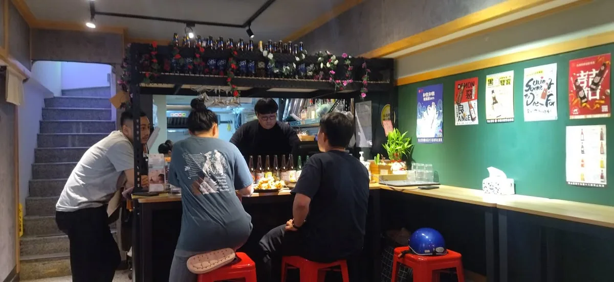 台北 小巨蛋站 Tipsy 餐酒館 (似乎換店家了)