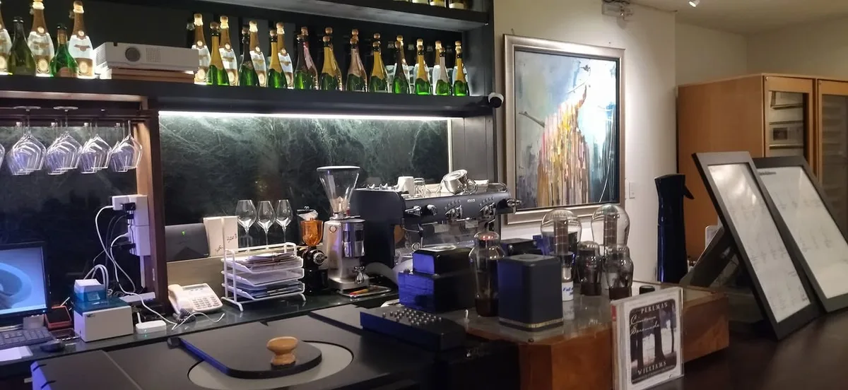 台北 松山區 吉悅酒窖