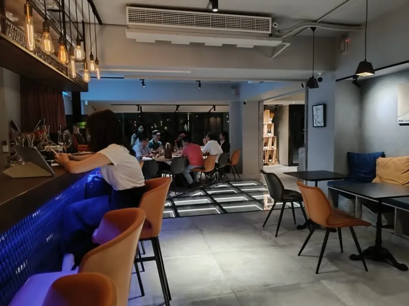 台北 東區 Vavin 酒盒子 - Wine Cellar & Shop