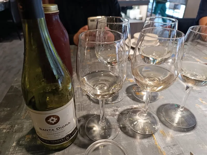 台北 松山區 老撈 麻辣鴛鴦火鍋