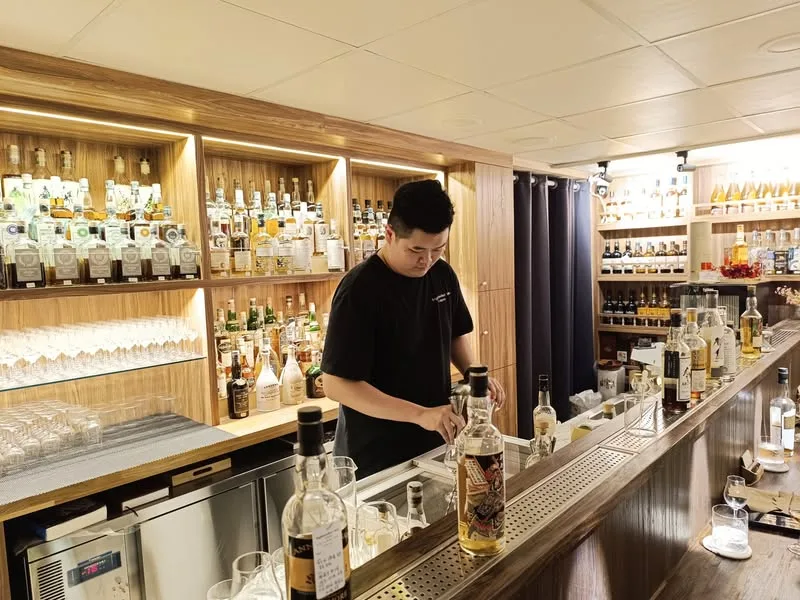 台北 高地人小酒館 (Whisky Bar) (永久歇業)