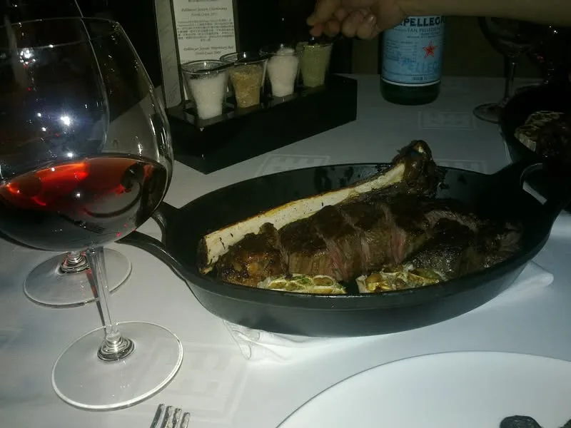 台北 國賓飯店 A-Cut SteakHouse