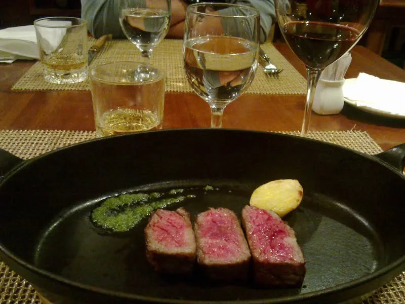 台北 星辰酒窖 和牛餐廳 (現在不確定是否供餐)