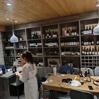 台北 朱崙街 沃芙酒業