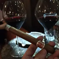 台北 Aging Room 雪茄吧