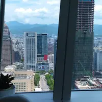 台北 微風南山7F UMAMI 金色三麥 照片 1