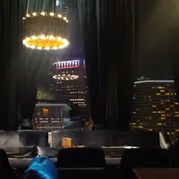 台北 微風南山7F UMAMI 金色三麥