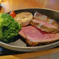 台北 市政府站 艾朋牛排餐酒館 照片 1